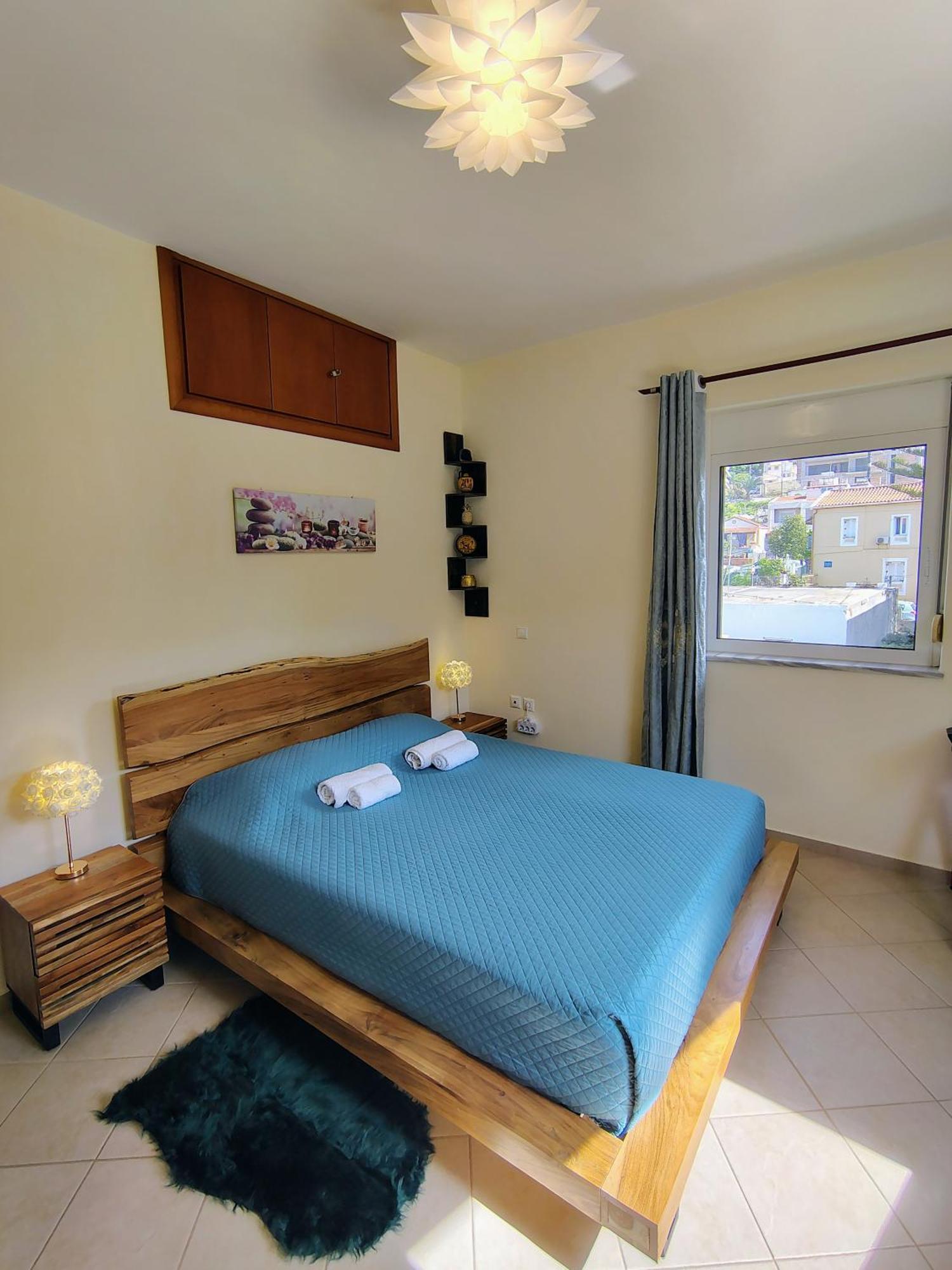 Sunny Near The Centre Of Chania Apartment